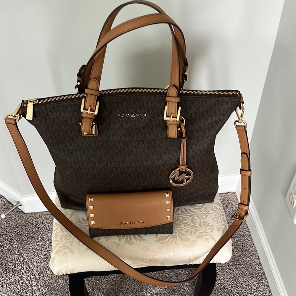 Michael Kors Brown Tote with Signature Monogram and Wallet NWOT